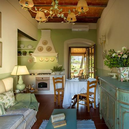 บอร์โก ซาน เบเนเดตโต เกสท์เฮาส์ Guest House มอนตาโยเน ภายนอก รูปภาพ